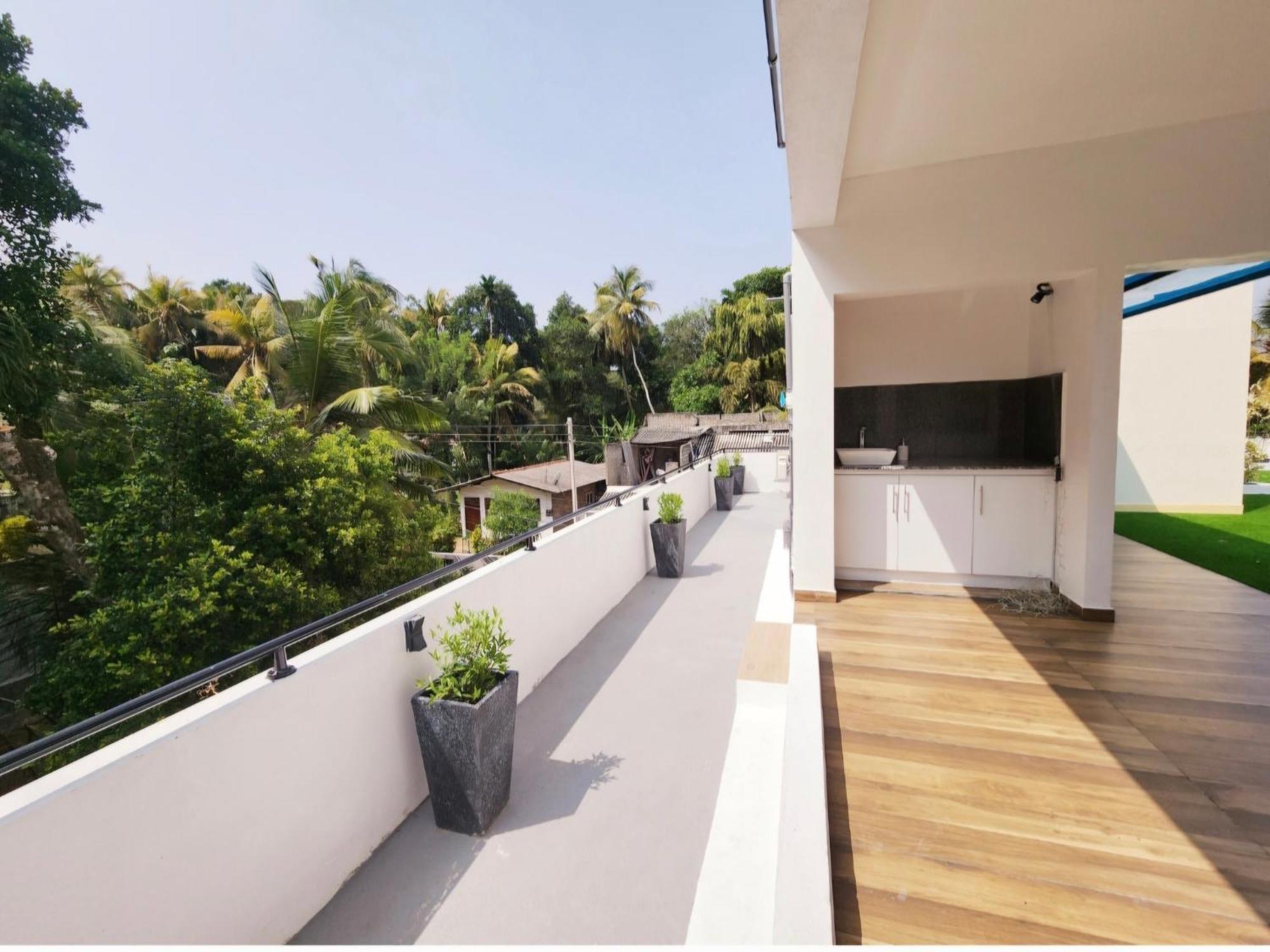 The Elegance Hotel Kalutara Exterior photo